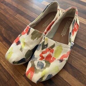 Toms Multicolor Floral Flats
